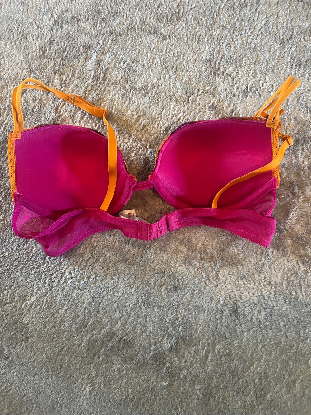 🎯 2/$5 Xhilaration Magenta Bra with Orange Straps and Circular Embroidery - Picture 3 of 4